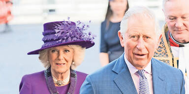 Charles und Camilla im Anflug auf Wien
