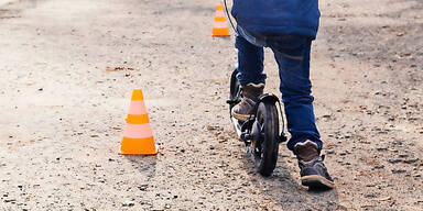 BUb Rad Fahrrad Kinderrad Kind auf Rad