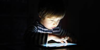 Jede Stunde zählt! Bildschirmzeit bei Kindern wirkt sich negativ auf Herz aus