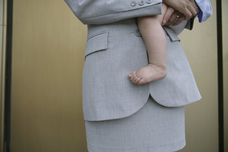 Wenn Frauen Karriere machen möchten, haben sie es oft ungleich schwerer als Männer. Das Thema Vereinbarkeit spielt dabei eine zentrale Rolle. 