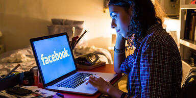 Facebook Laptop Computer