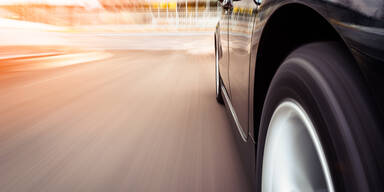 Schein und Auto weg: Afghanen-Raser mit 115 km/h erwischt