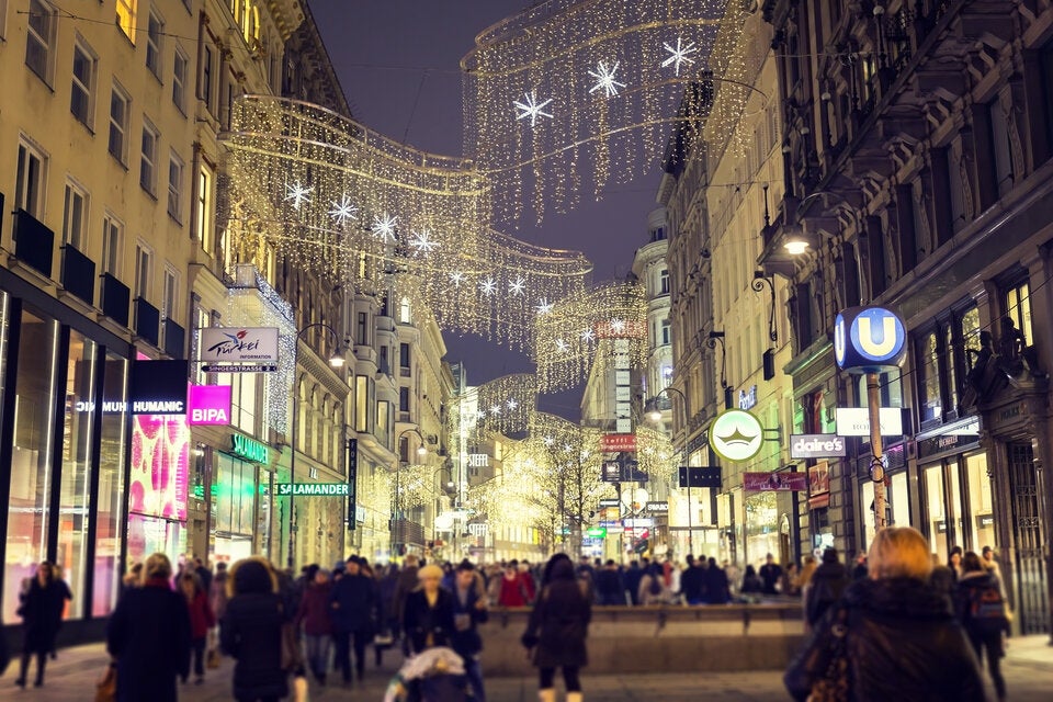 Wiens Einkaufsstraßen erstrahlen im Advent