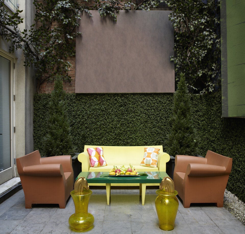 Gartenmöbel-Trends 2026: Retro, Streifen & Bistro-Style