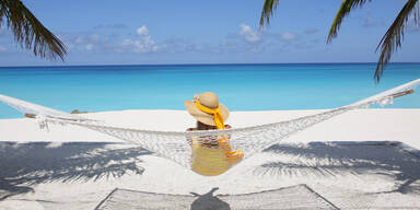 Travel Tuesday am 2. Dezember 2025: Reise-Deals für den günstigsten Urlaub aller Zeiten