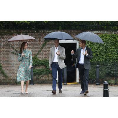 Royals zollen Diana Tribut