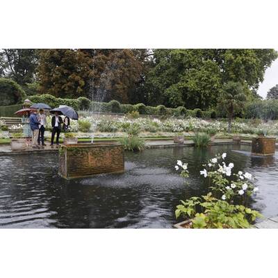 Royals zollen Diana Tribut