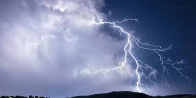 Berg-Trag&ouml;die: Blitz erschlug zwei Br&uuml;der und Ehefrau