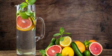 Essen Sie Ihr Wasser: Diese Lebensmittel helfen bei Hitze