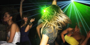 Die Party in O&Ouml; endet eine Stunde fr&uuml;her als im Rest &Ouml;sterreichs.