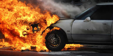 Auto Brand Symbolbild