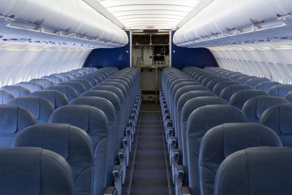 Studie enthüllt: DAS ist der sicherste Platz im Flugzeug