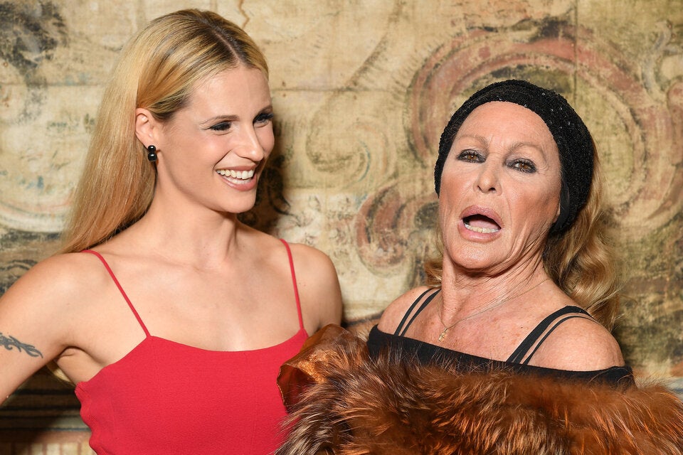 Ursula Andress mit Michelle Hunziker im Jahr 2017.