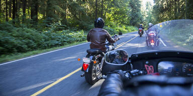 20.000 Biker &uuml;berraschen 6-J&auml;hrigen, um letzten Wunsch zu erf&uuml;llen