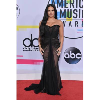 AMAs 2017: Red Carpet