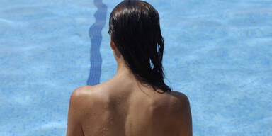 Schwimmb&auml;der erlauben 'oben ohne' f&uuml;r alle!