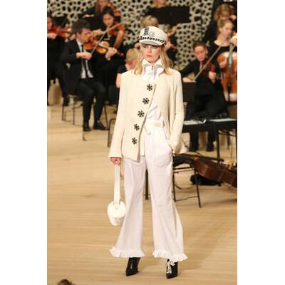 Chanel - Collection Metiers d'Art Paris Hamburg 2017/18