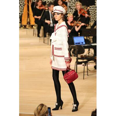 Chanel - Collection Metiers d'Art Paris Hamburg 2017/18