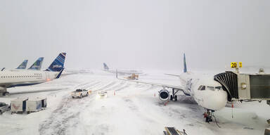 Flughafen New York Schnee
