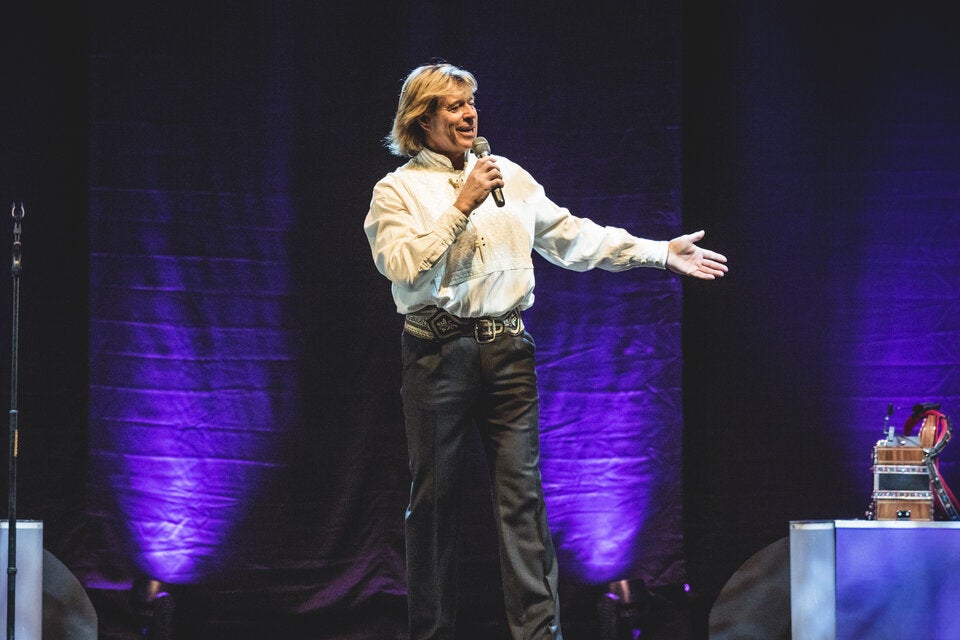 Auch Hansi Hinterseer sorgt für Stimmung.