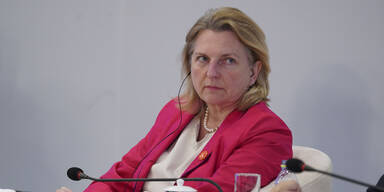Karin Kneissl
