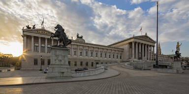 Bombendrohung im Parlament: Gro&szlig;einsatz