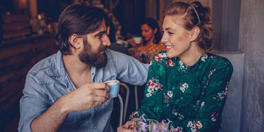 single bar love date