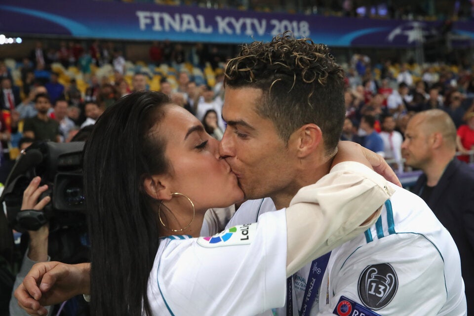So viel soll Cristiano Ronaldo für seinen Verlobungsring an Georgina ausgegeben haben
