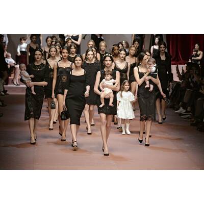 Dolce & Gabbana Fall/Winter 2015/2016