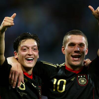 Alle Bilder zum Spiel