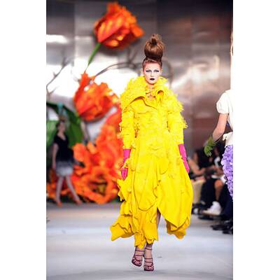 Paris Haute Couture Week, H/W 2010