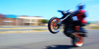 wheelie
