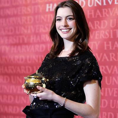 Anne Hathaway ist 