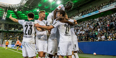 Gladbach triumphiert im Borussen-Derby