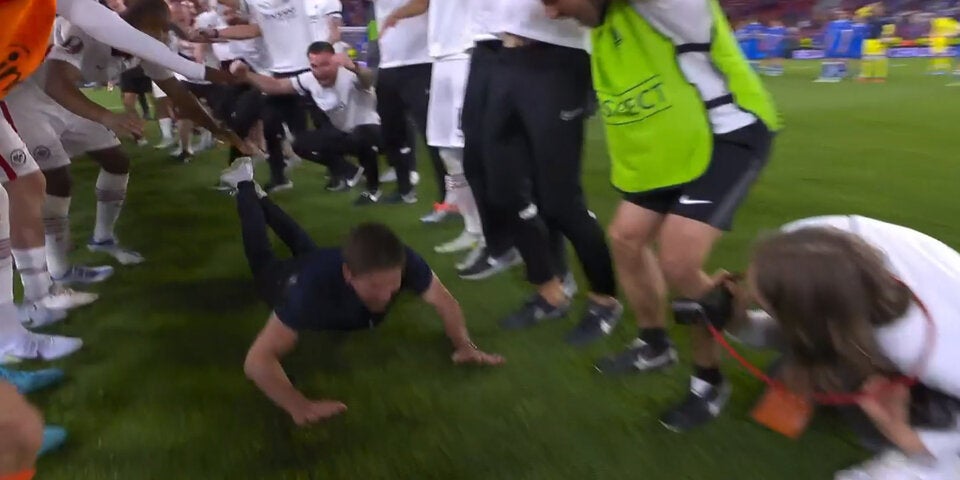 Glasner gewinnt den Titel-Thriller