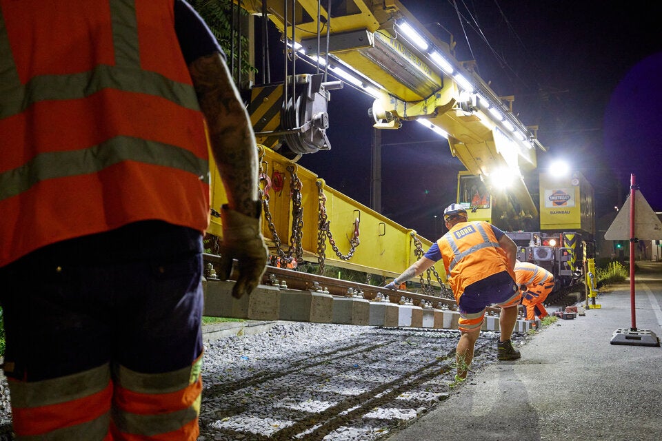 Eingeschränkter Betrieb der Badner Bahn wegen Modernisierungsarbeiten in den Herbstferien.