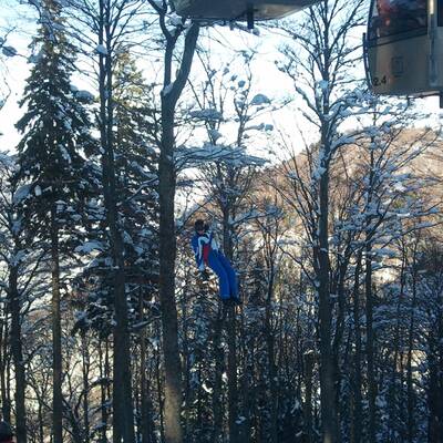 Skifahrer aus Gondel gerettet