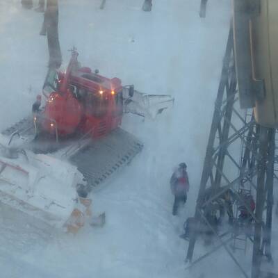 Skifahrer aus Gondel gerettet