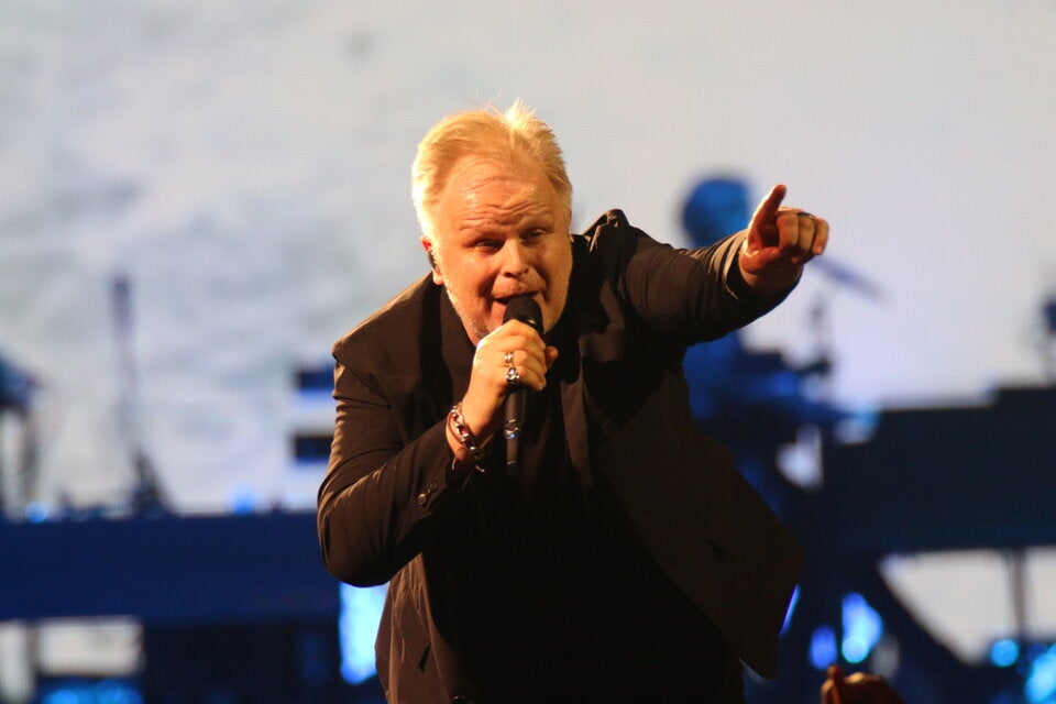 „Keinen Millimeter nach rechts!“ Grönemeyer wird bei Unplugged-Show in Wien laut