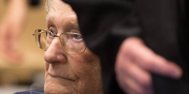 SS-Mann Gröning zu 4 Jahren Haft verurteilt 