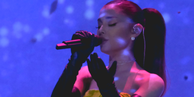 &Uuml;ber 250 Ariana-Grande-Fans verklagen Geheimdienst