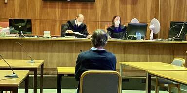 Schlachthof soll zehn Jahre lang Gammelfleisch verkauft haben