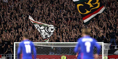 Engländer fordern Strafe für ungarischen Verband