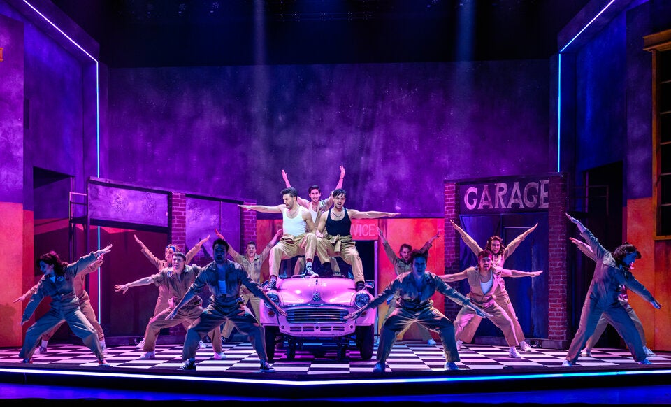Grease: Hitmusical sorgt 2025 für Herzbeben in Österreich