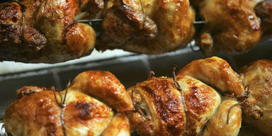 Handy statt Hendi: Grillhendlstand bestohlen