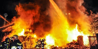 Gro&szlig;brand Recyclingfirma