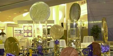 Gro&szlig;es Sparpaket soll Defizit wieder verringern