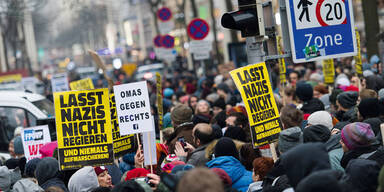 Demo: Mehr als 20.000 gegen Schwarz-Blau