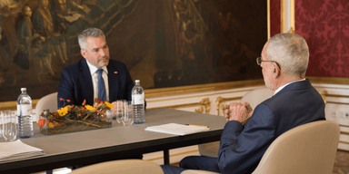 Nehammer, Van der Bellen