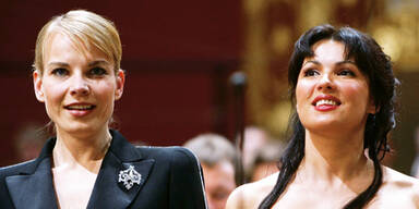 Elina Garanca (l.) und Anna Netrebko